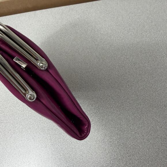 Hobo International Lauren Wallet Fuschia Patent Leather Frame Kisslock Cards * - Picture 6 of 11